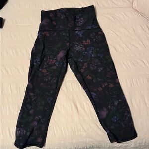 Lululemon Dark Floral Leggings size 2